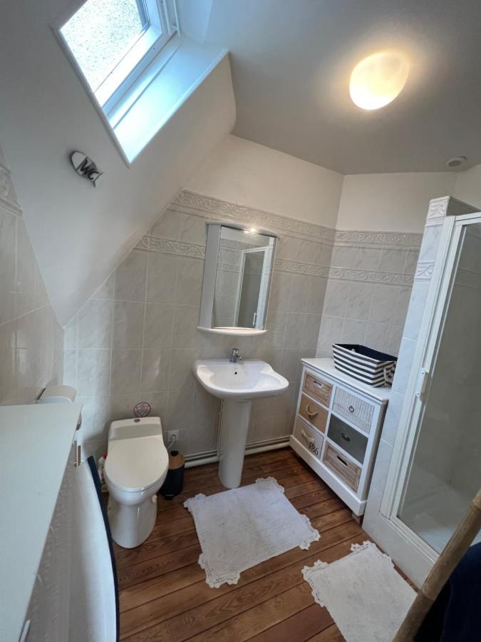 Le Manoir Des Lys Daire Tilly-sur-Seulles Dış mekan fotoğraf